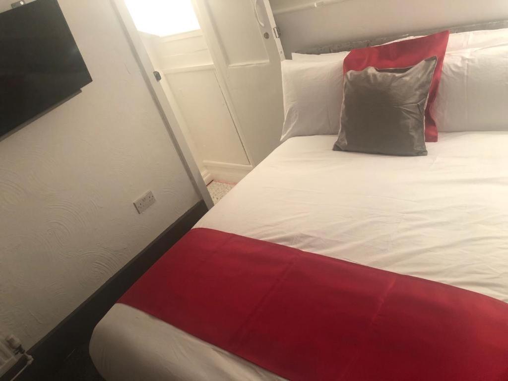 Kirubash Central Pier Hotel 블랙풀 외부 사진