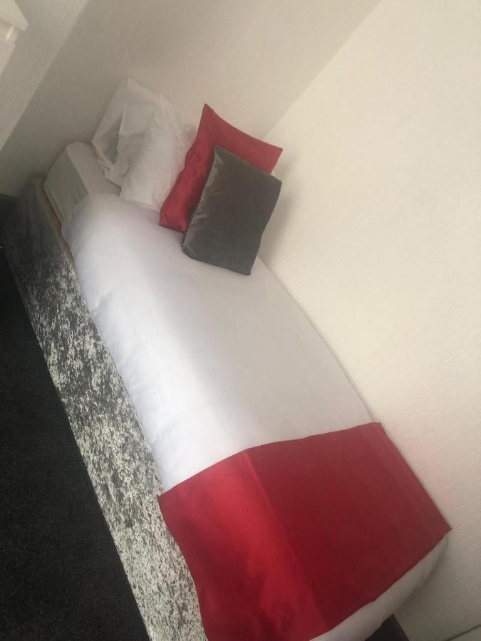 Kirubash Central Pier Hotel 블랙풀 외부 사진